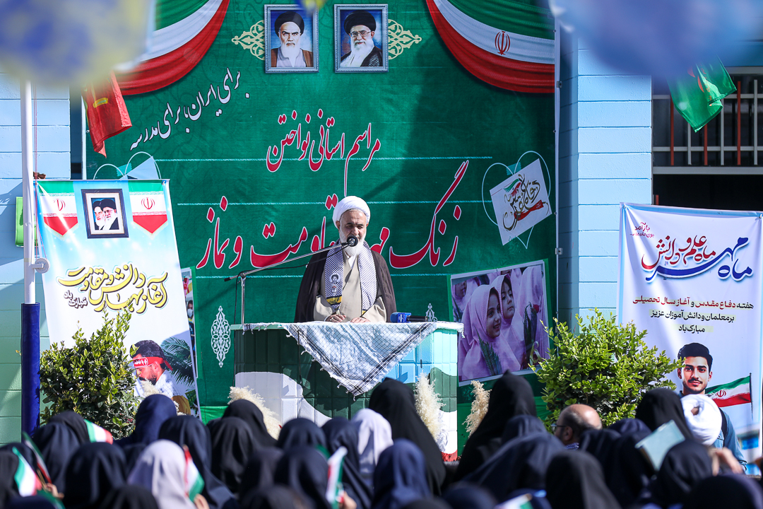 با نواخته شدن زنگ مهر با حضور رئیس ستاد امر به معروف، سال تحصیلی ۱۴۶ هزار دانش‌آموز در استان قزوین آغاز شد